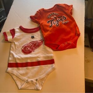 Detroit Red Wings and Tigers Fan Bodysuits Set